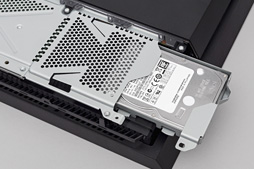 画像ギャラリー No.003のサムネイル画像 / PS4の内蔵ストレージ交換にメリットはあるか? 大容量HDDと大容量キャッシュ付きHDD,SSDを横並びで比較してみた