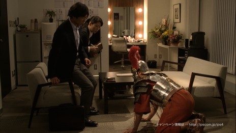 画像ギャラリー No.007のサムネイル画像 / 山田孝之さんが出演するPS4のテレビCM第2弾と第3弾が公開。続々と登場する新作をプレイすべく，荒業に出る山田さん