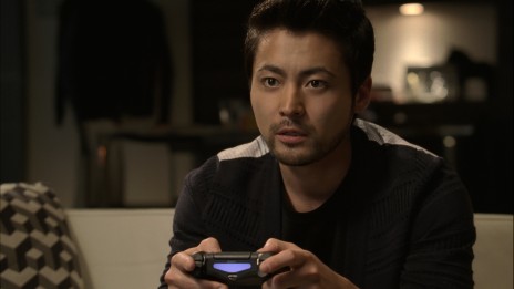画像ギャラリー No.008のサムネイル画像 / 山田孝之さんが出演するPS4のテレビCM第2弾と第3弾が公開。続々と登場する新作をプレイすべく，荒業に出る山田さん