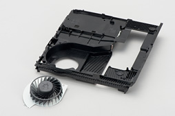 画像ギャラリー No.038のサムネイル画像 / 新型PS4「CUH-1200」分解レポート。軽量化と省電力化を実現した背景には,筐体と基板のシンプル化があった