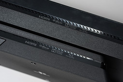 画像ギャラリー No.003のサムネイル画像 / 新型PS4「CUH-2000」分解レポート。カスタムAPUの刷新で生まれた余裕を小型化に振った,順当な進化版を見る