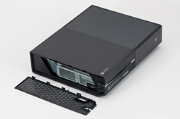 画像ギャラリー No.027のサムネイル画像 / 「Xbox One」分解レポート。これはシンプルさと合理性をとことん突き詰めたハードだ