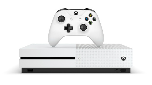 画像ギャラリー No.001のサムネイル画像 / 40%の小型化を実現した新型「Xbox One S」の2TBモデルが2016年8月2日に海外発売