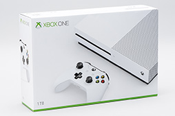 画像ギャラリー No.004のサムネイル画像 / 「Xbox One S」分解レポート。内部構造のシンプルさは維持しつつ,カスタムAPUの低消費電力効果を小型化に活かしたマシンだった