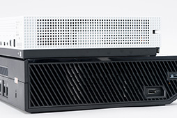 画像ギャラリー No.012のサムネイル画像 / 「Xbox One S」分解レポート。内部構造のシンプルさは維持しつつ,カスタムAPUの低消費電力効果を小型化に活かしたマシンだった