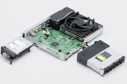画像ギャラリー No.048のサムネイル画像 / 「Xbox One S」分解レポート。内部構造のシンプルさは維持しつつ,カスタムAPUの低消費電力効果を小型化に活かしたマシンだった