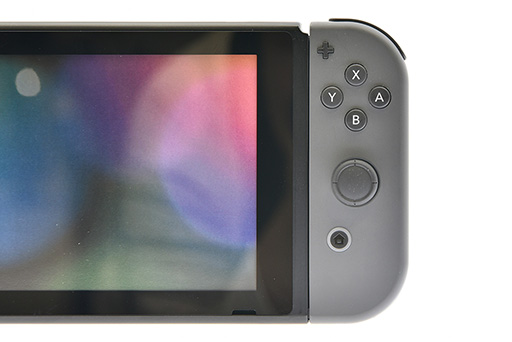 画像ギャラリー No.012のサムネイル画像 / 写真で見る「Nintendo Switch」。本体やドックだけでなく,専用ゲームパッド「Joy-Con」にも注目せよ