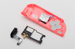 画像ギャラリー No.087のサムネイル画像 / 「Nintendo Switch」分解レポート。「任天堂はどんな新しいことを提供してくれるのか」と期待が膨らむ内部構造だ