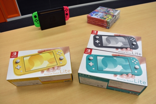 画像ギャラリー No.001のサムネイル画像 / Nintendo Switch Liteが本日発売。本体の特徴やSwitchとの違い,2台目として使うときの気になる点などを紹介