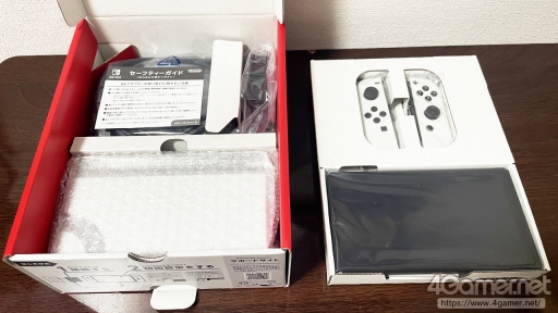 画像ギャラリー No.010のサムネイル画像 / 本日発売「Nintendo Switch(有機ELモデル)」を開封! 映像や本体の仕様は従来モデルと何が違うのか,写真や動画で比較してみた