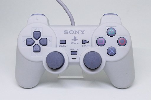 画像ギャラリー No.009のサムネイル画像 / PlayStation 5用ゲームパッド「DualSense」が発表されたので,PSシリーズを支えた「DUALSHOCK」の進化を見比べてみる