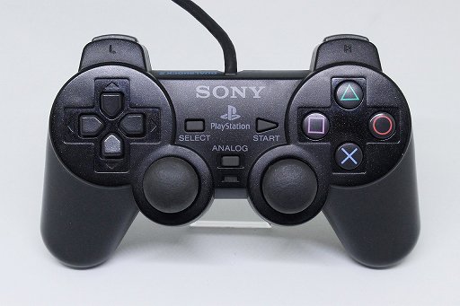 画像ギャラリー No.014のサムネイル画像 / PlayStation 5用ゲームパッド「DualSense」が発表されたので,PSシリーズを支えた「DUALSHOCK」の進化を見比べてみる
