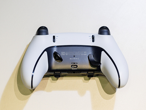 画像ギャラリー No.013のサムネイル画像 / PS5用新型コントローラ「DualSense Edge」試用レポート。繊細な操作を求める競技志向ゲーマーも,“誤爆”が多いうっかりやさんも長く使える