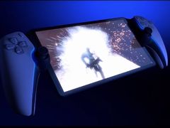 PlayStation 5のゲームを手元で楽しめる？　コントローラとディスプレイが一体化した新デバイスが発表に。ワイヤレスイヤホンも