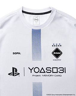 画像ギャラリー No.003のサムネイル画像 / 「YOASOBI」，PS発売30周年記念プロジェクトの楽曲リリースを記念して，アパレルブランド「SOPH.」とコラボしたゲームシャツをリリース