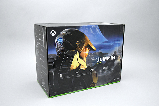 画像ギャラリー No.002のサムネイル画像 / 「Xbox Series X」と「Xbox Series S」を開封してみた。本体デザインと同様に収納方法もシンプルでスッキリ
