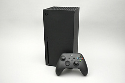 画像ギャラリー No.016のサムネイル画像 / 「Xbox Series X」と「Xbox Series S」を開封してみた。本体デザインと同様に収納方法もシンプルでスッキリ