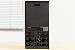 画像ギャラリー No.003のサムネイル画像 / 「Xbox Series X」分解レポート。PS5とは別の方向性でコストのかかった内部構造をチェックしてみた