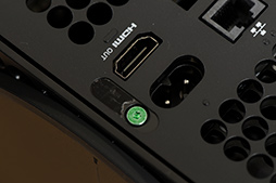 画像ギャラリー No.004のサムネイル画像 / 「Xbox Series X」分解レポート。PS5とは別の方向性でコストのかかった内部構造をチェックしてみた