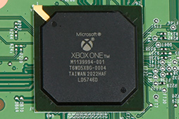 画像ギャラリー No.034のサムネイル画像 / 「Xbox Series X」分解レポート。PS5とは別の方向性でコストのかかった内部構造をチェックしてみた