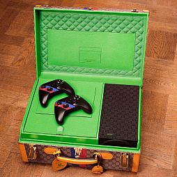 画像ギャラリー No.004のサムネイル画像 / Xbox Series Xと高級ファッションブランドGUCCIとのコラボが発表。100台限定のコラボモデルを発売予定