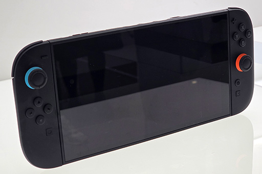画像ギャラリー No.006のサムネイル画像 / 写真で見る「Nintendo Switch 2」。考え抜かれた「Joy-Con 2」の使いやすさに脱帽だ［Switch 2先行体験］