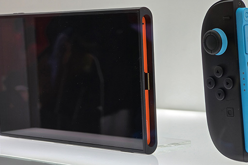 画像ギャラリー No.008のサムネイル画像 / 写真で見る「Nintendo Switch 2」。考え抜かれた「Joy-Con 2」の使いやすさに脱帽だ［Switch 2先行体験］