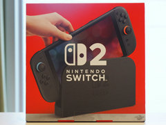「Nintendo Switch 2（日本語・国内専用）」開封の儀。本体の厚みはそのままに，サイズも仕様もいろいろ進化！