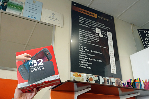 画像ギャラリー No.036のサムネイル画像 / オーストラリア滞在者だけど「Nintendo Switch 2」を現地で買ってみた。日本との違いはどんな感じ？　あとコアラもいるよ🐨🐨！