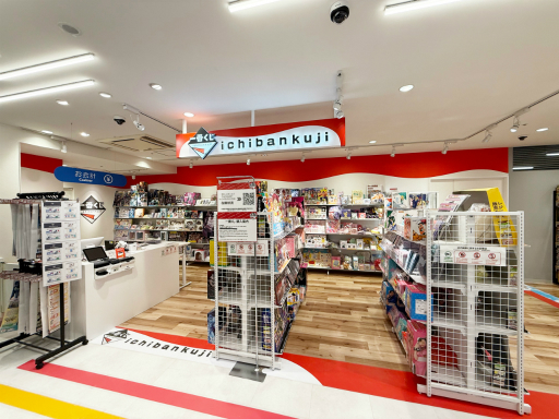 画像ギャラリー No.002のサムネイル画像 / バンダイナムコの体験型ショップ「バンダイナムコ Cross Store」が渋谷にオープン。フィギュアや一番くじ,たまごっちなども勢ぞろい!