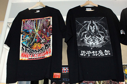 画像ギャラリー No.008のサムネイル画像 / 物販エリアでグッときた魅惑のゲームTシャツを大紹介！　一目で分かる大胆なデザインからマニアックな柄まで勢揃い［TGS2025］