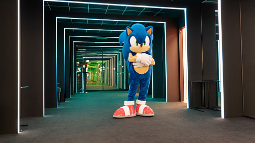 画像ギャラリー No.022のサムネイル画像 / 「SEGA STORE OSAKA」，限定商品などの最新情報を公開。大阪グルメを楽しむソニックたちを描き下ろしたショッピングバッグなどを販売