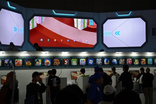 画像ギャラリー No.005のサムネイル画像 / Google Playブースに行けば，合計3000ポイントぐらいもらえるかも。プラチナ・ダイヤモンド会員は会場の奥まで足を運ぶべき［TGS2025］