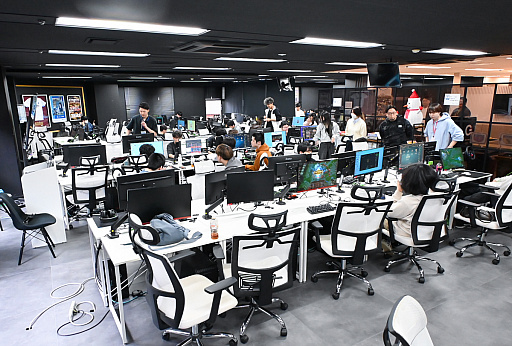 画像ギャラリー No.021のサムネイル画像 / eスポーツを学ぶ高校のリアルな1日。通信制高校「ルネサンス高等学校」池袋キャンパスを密着取材したら,まぶしくて,うらやましかった