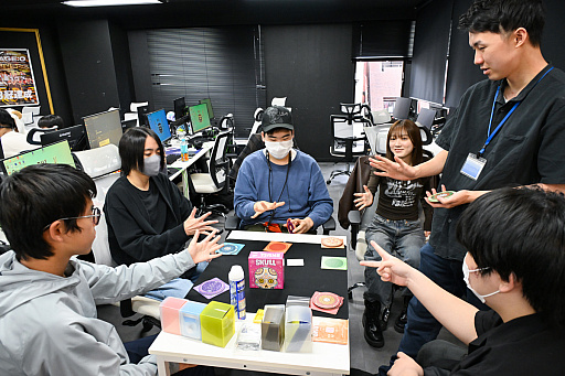 画像ギャラリー No.027のサムネイル画像 / eスポーツを学ぶ高校のリアルな1日。通信制高校「ルネサンス高等学校」池袋キャンパスを密着取材したら,まぶしくて,うらやましかった