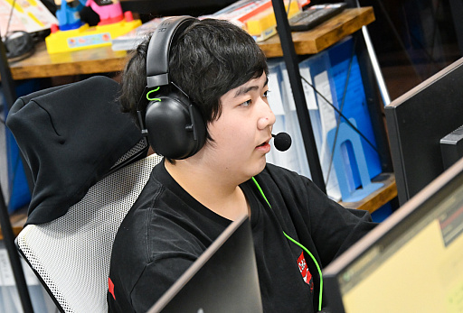 画像ギャラリー No.037のサムネイル画像 / eスポーツを学ぶ高校のリアルな1日。通信制高校「ルネサンス高等学校」池袋キャンパスを密着取材したら,まぶしくて,うらやましかった