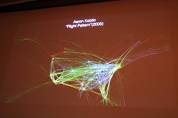 画像ギャラリー No.007のサムネイル画像 / ［CEDEC 2015］インタラクティブアートがエンターテイメントの世界に進出。2日めの基調講演「Data Art and Entertainment」をレポート