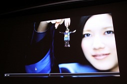 画像ギャラリー No.050のサムネイル画像 / ［CEDEC 2015］インタラクティブアートがエンターテイメントの世界に進出。2日めの基調講演「Data Art and Entertainment」をレポート