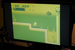 画像ギャラリー No.008のサムネイル画像 / ゲーム&ウオッチやゲームボーイ,そしてファミコン。レトロハードへの愛が溢れるインディーズゲームを「BitSummit」で探してみた