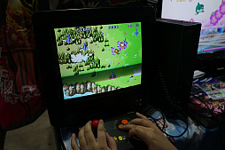 画像ギャラリー No.002のサムネイル画像 / ［TGS 2018］X68000用の新作STG「ヴァリストレスナルト」を紹介。レトロな風吹く幕張メッセで一際異彩を放つ「実機用」ソフト