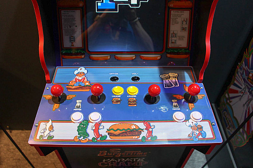 画像ギャラリー No.013のサムネイル画像 / ［TGS 2019］「ARCADE1upステージ いまこそレトロゲーム」レポート。「スペースインベーダー」の生みの親，西角友宏氏がレトロゲームの魅力について語った