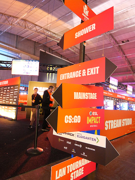 画像ギャラリー No.015のサムネイル画像 / 「DreamHack Winter 2022」フォトレポート。盛り上がるLANパーティーやエキスポの様子を紹介