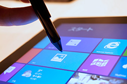 画像ギャラリー No.016のサムネイル画像 / Microsoft純正Windows 8 Pro搭載タブレット「Surface Pro」が6月7日発売。Surface RTとの違いを写真でチェック