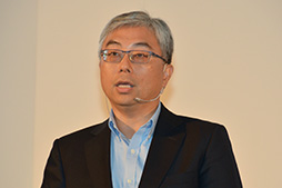 画像ギャラリー No.003のサムネイル画像 / ［COMPUTEX］特殊ヒンジ採用の変形ノートPCや8インチのWindowsタブレットが発表。Acerプレスカンファレンスレポート