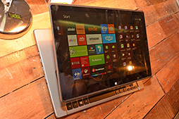 画像ギャラリー No.009のサムネイル画像 / ［COMPUTEX］特殊ヒンジ採用の変形ノートPCや8インチのWindowsタブレットが発表。Acerプレスカンファレンスレポート