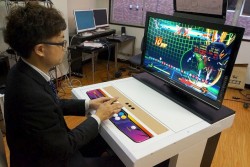 画像ギャラリー No.021のサムネイル画像 / アーケードゲーマーの夢がついに実現。自宅をゲーセンに変える“アーケード筐体風”ゲームデスク「XAC-1」組み立て＆試用レポート