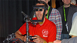 画像ギャラリー No.023のサムネイル画像 / ［SIGGRAPH］「Oculus Rift」に対抗!? NVIDIAがサングラススタイルの立体視対応HMDを披露