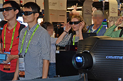 画像ギャラリー No.009のサムネイル画像 / ［SIGGRAPH］Adreno GPUを推すQualcomm，EIZOの新4Kディスプレイや最新VR技術が披露された「Exhibition」展示セクションレポート（後編）
