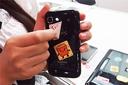 画像ギャラリー No.003のサムネイル画像 / ［TGS 2013］「スマートフォン・アクセサリー・コレクション2013」コーナーで見つけた優れモノを一挙紹介