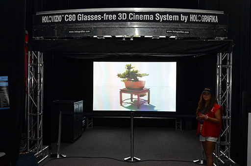 画像ギャラリー No.009のサムネイル画像 / ［GTC 2014］NVIDIAのHMD「Near-Eye LFD」に注目集まるGTC 2014展示会場。次世代GPU「Pascal」で使う3次元メモリも披露